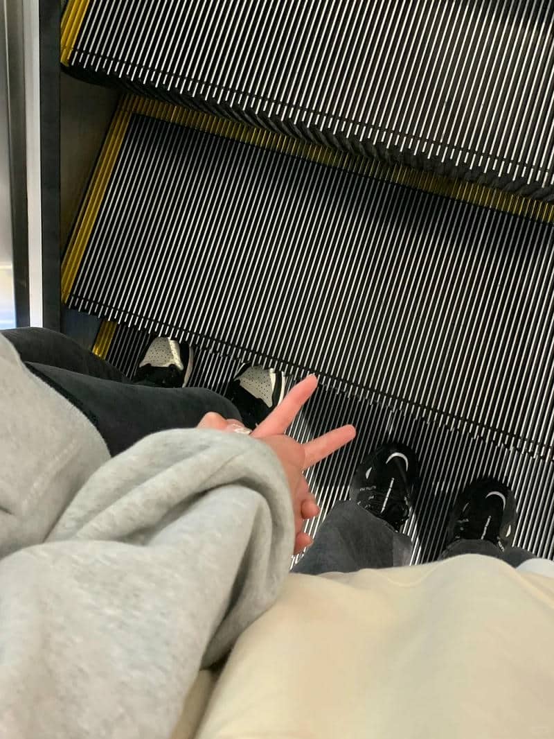 รูปจับมือกับแฟน น่ารักๆ