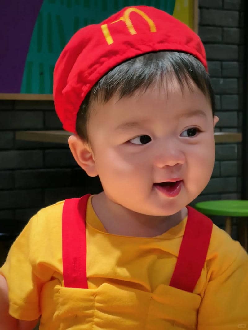 รูปทารกน่ารัก