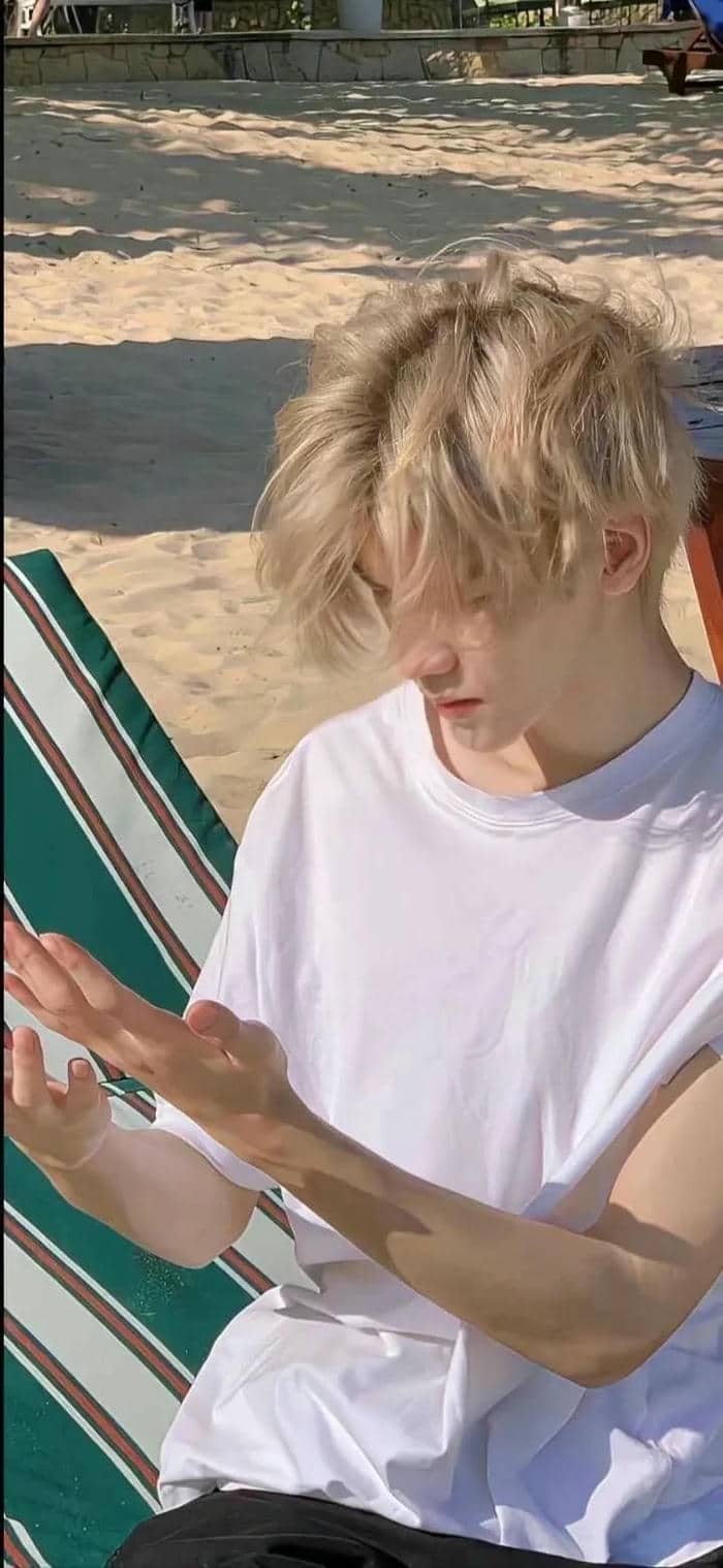 รูปผู้ชายหล่อเท่