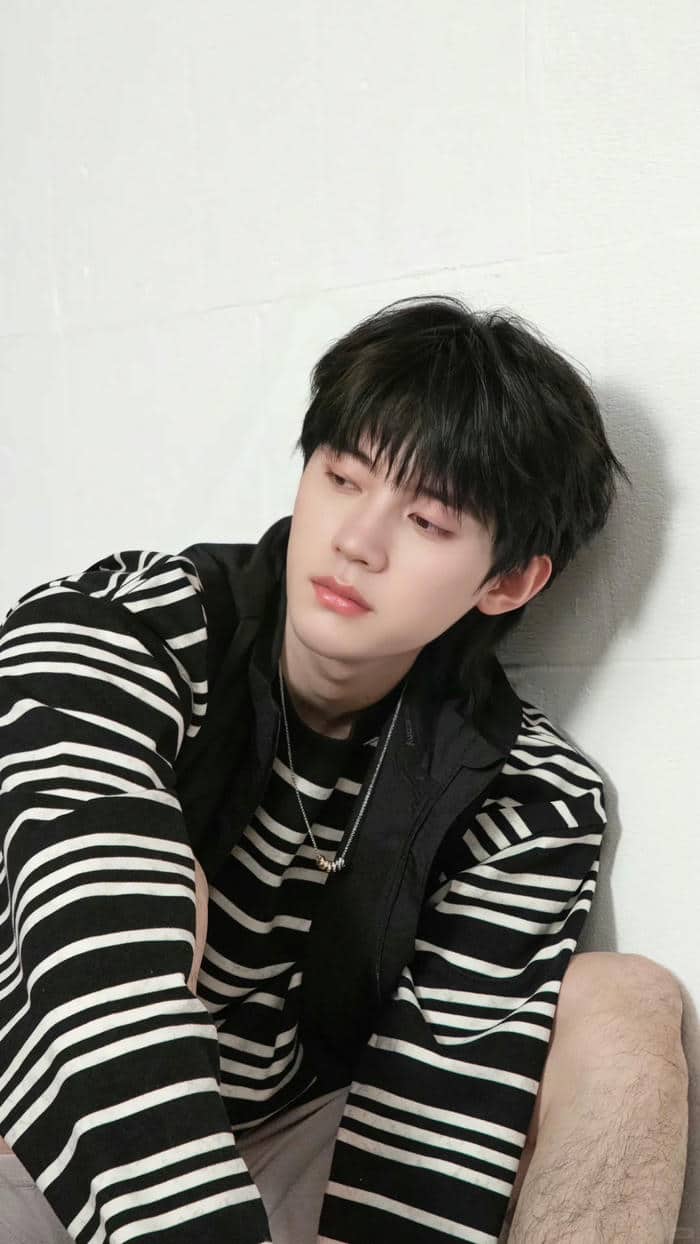 รูปผู้ชายหล่อๆ เท่ๆ