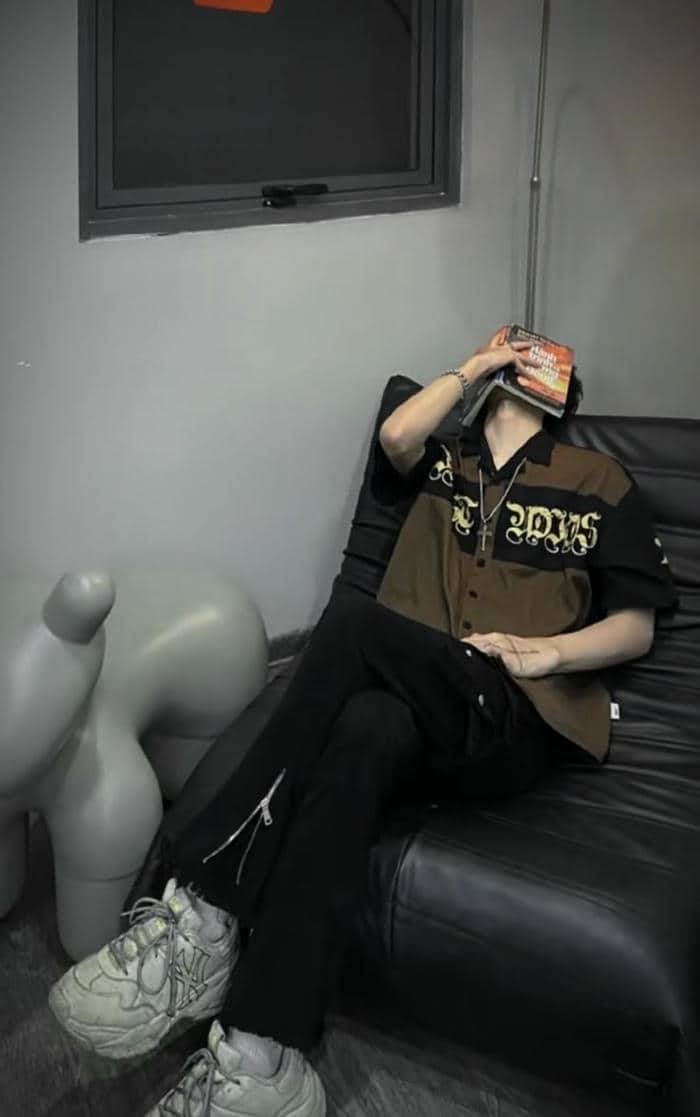 รูปผู้ชายเศร้าๆเสียใจ