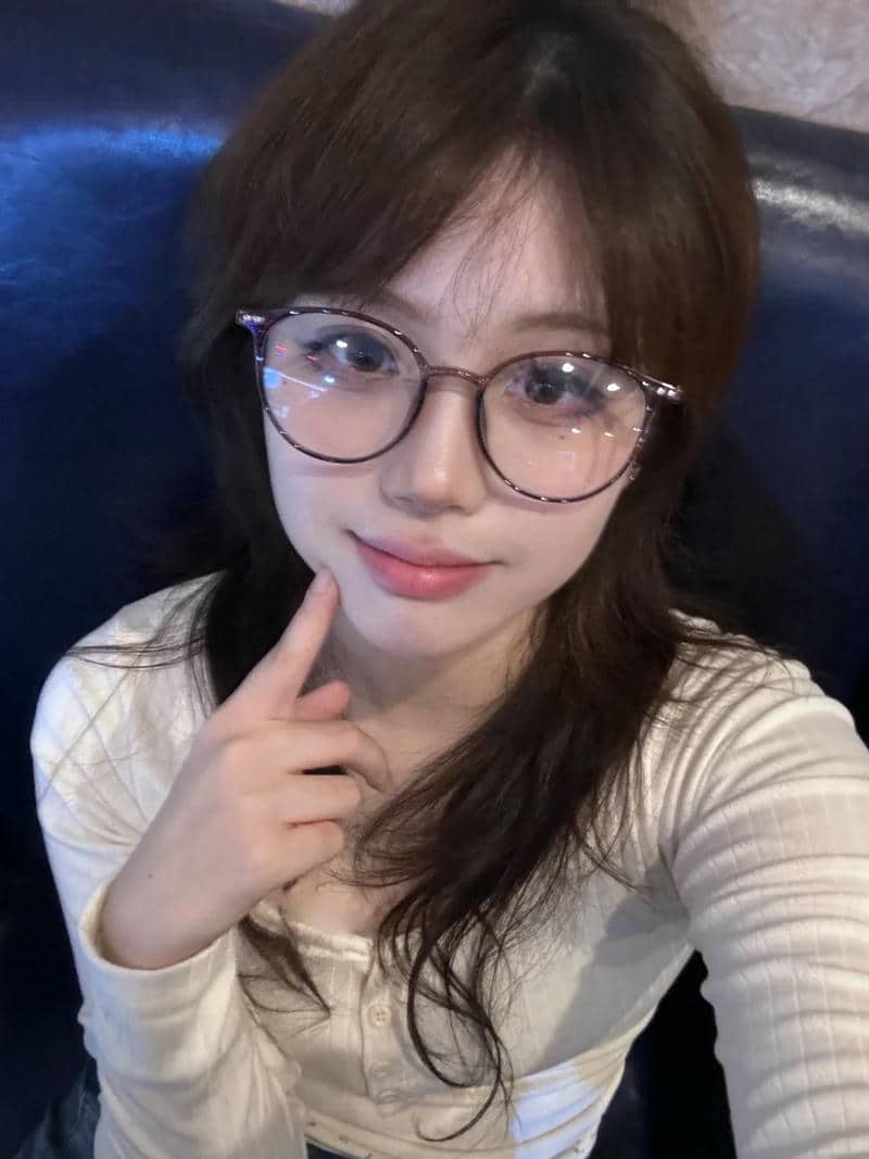 เเว่นเท่ๆ-2