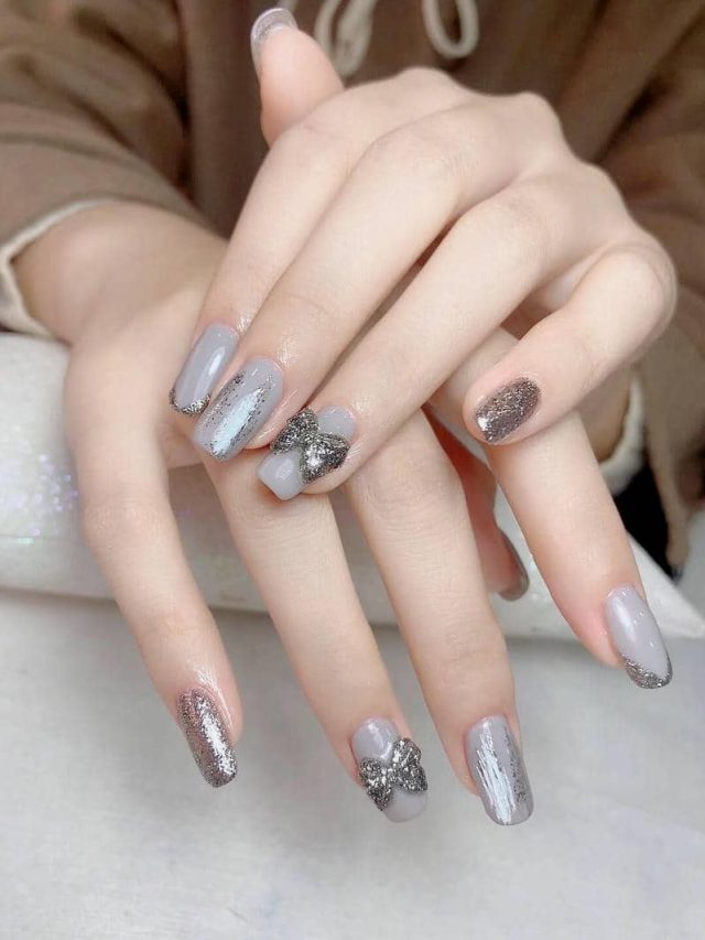เล็บสีเทา