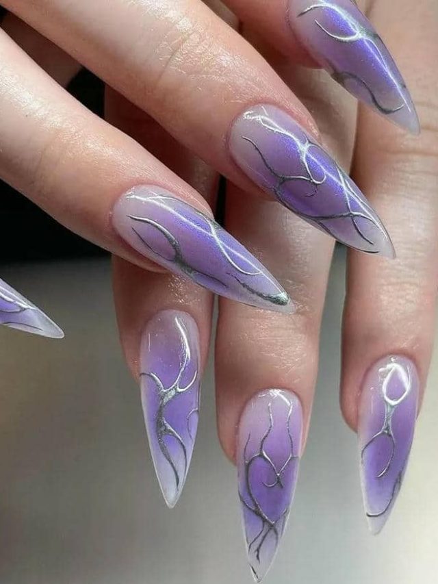 เล็บเจลสีม่วงสวยๆ