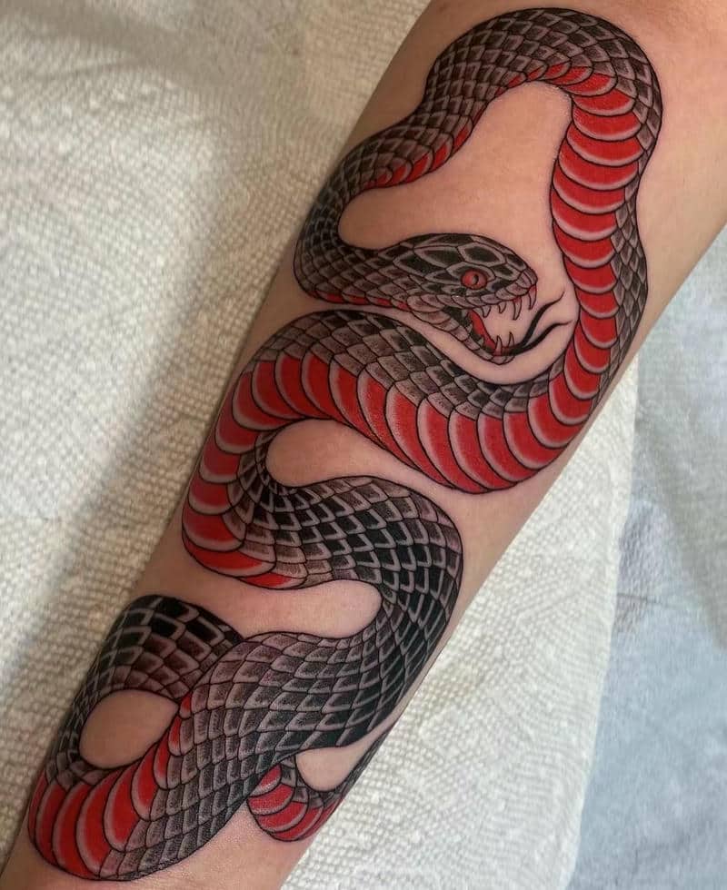 tattoo รอยสักงู