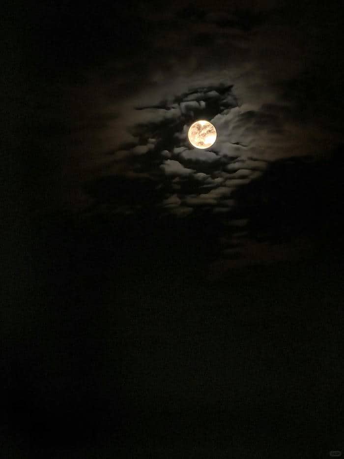 ถ่ายรูปดวงจันทร์-1