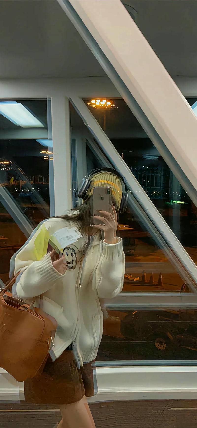 ถ่ายหน้ากระจก