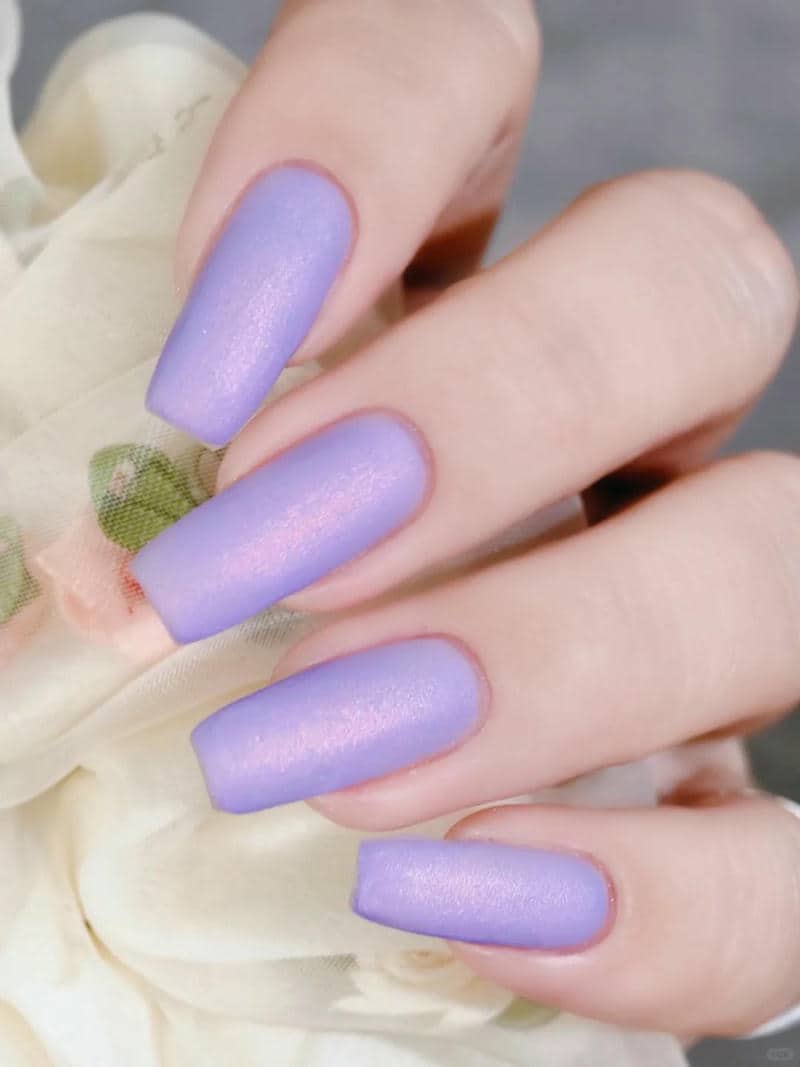 ทาเล็บสีเงิน