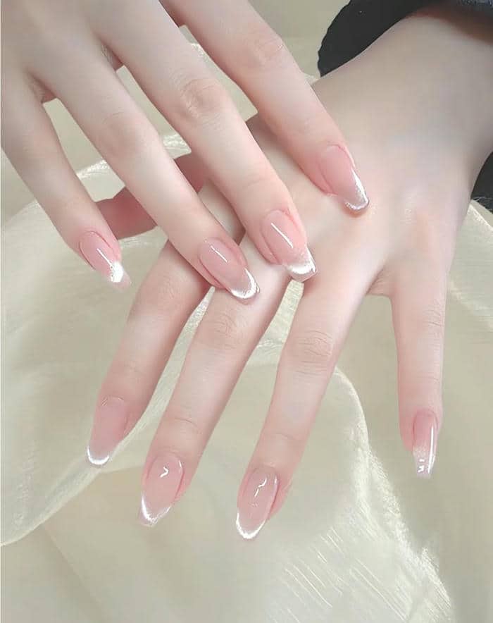 ทาเล็บสีใส