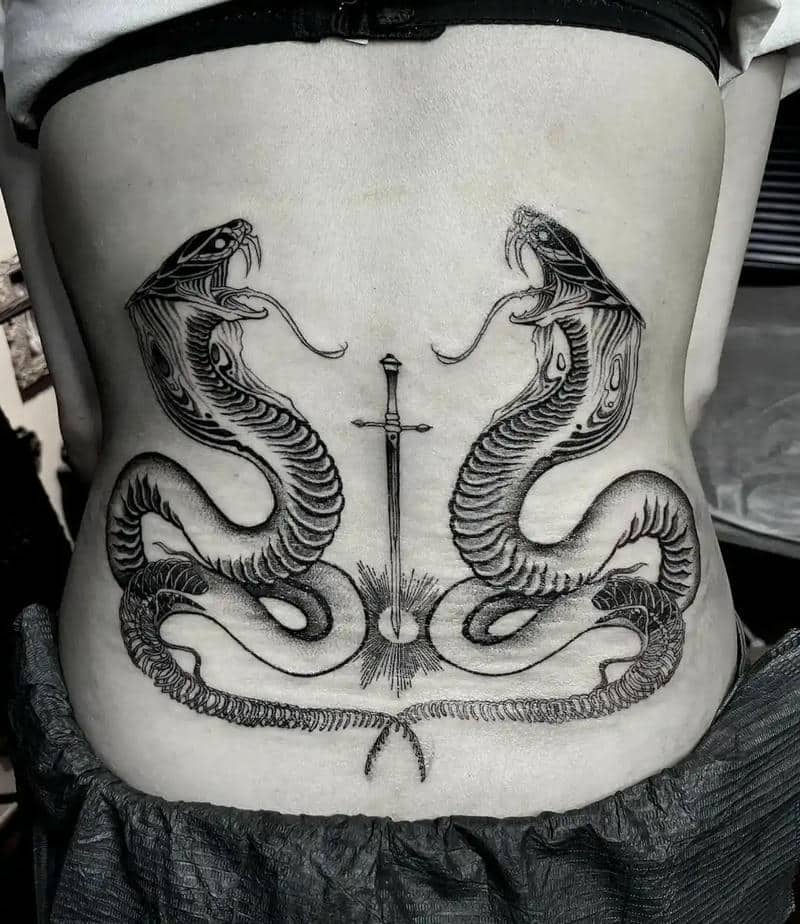 ลายสักรูปงู