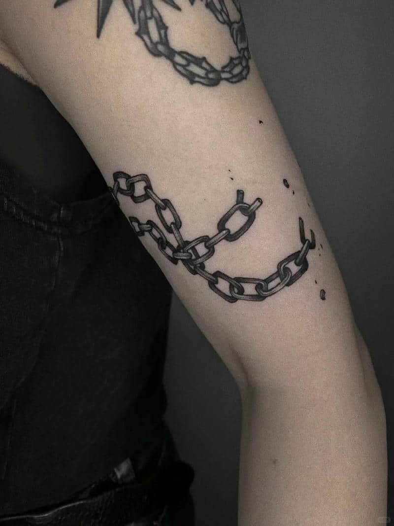 ลายสักโซ่
