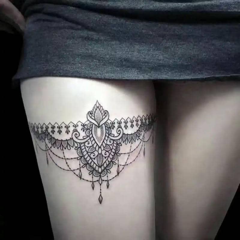ลายสักโบว์ที่ขา