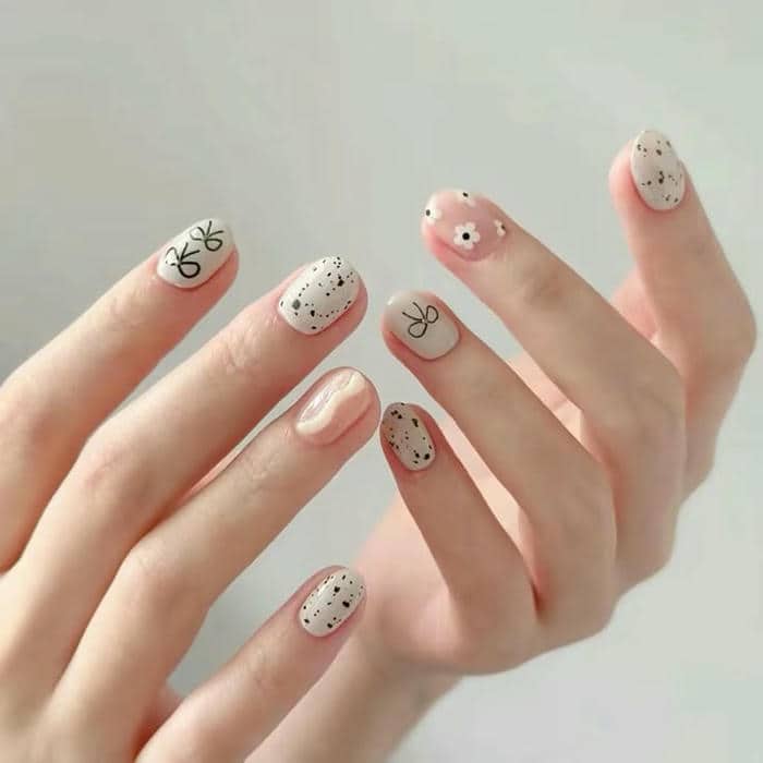 ลายเพ้นท์เล็บน่ารักๆ