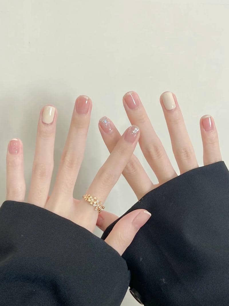 สีชมพูนู้ด คือ