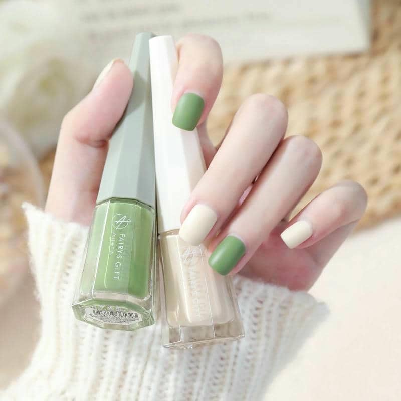 สีเล็บ น้ำเงิน