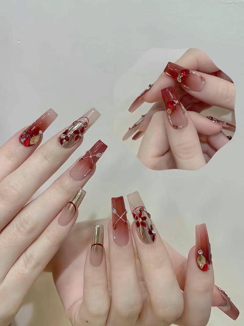 สีเล็บสวยๆดูแพง