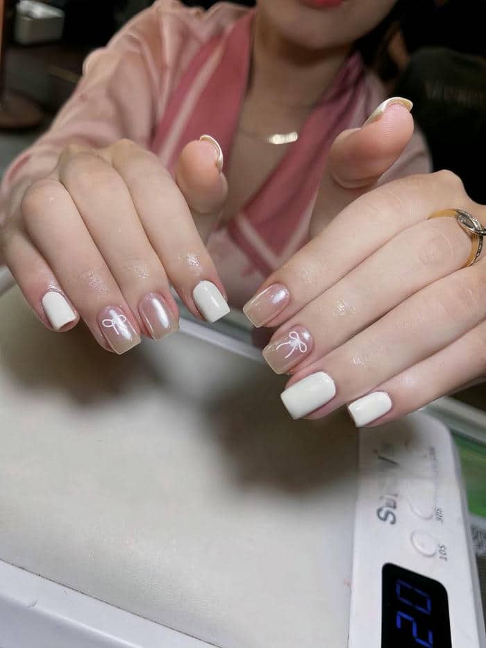 สีเล็บสำหรับคนมือดำ