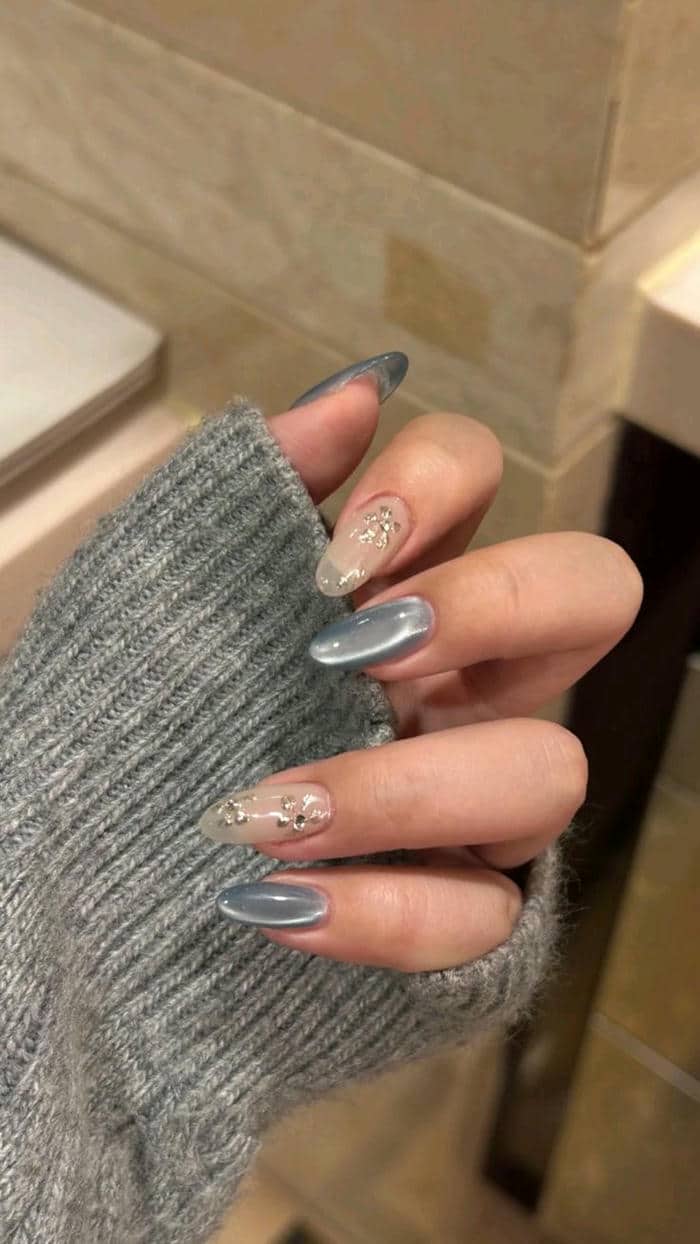 สีเล็บเจลน้ำเงิน