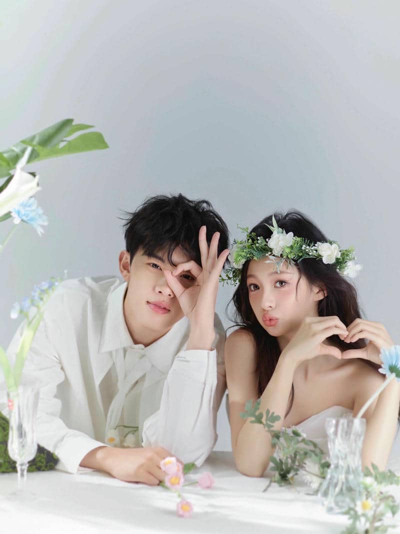อาร์ตรูปการ์ตูนคู่รัก