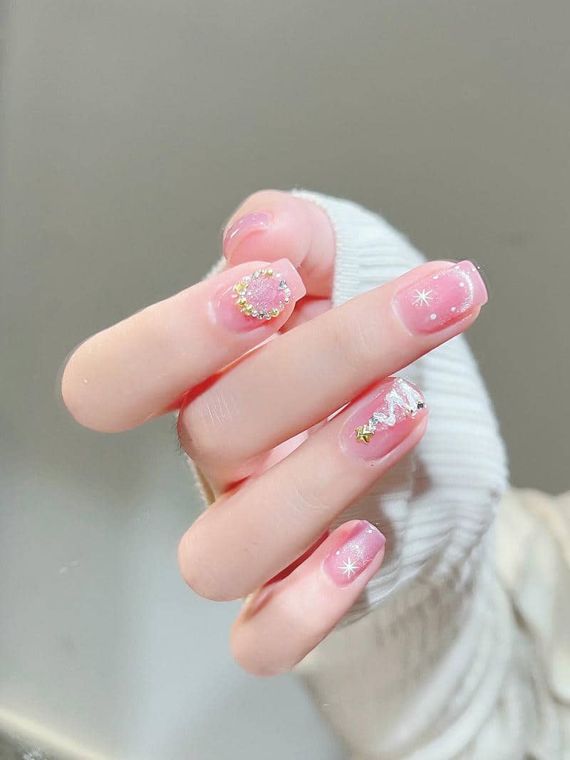 เพ้นท์เล็บลายคริสต์มาส