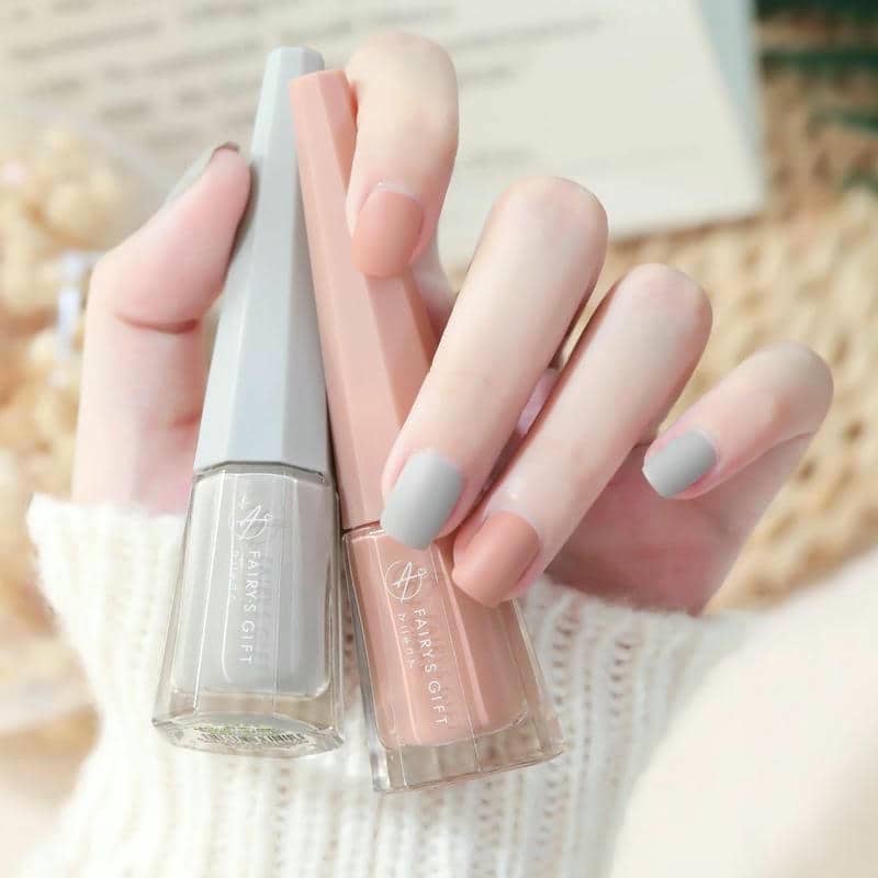 เล็บน้ำเงิน-2