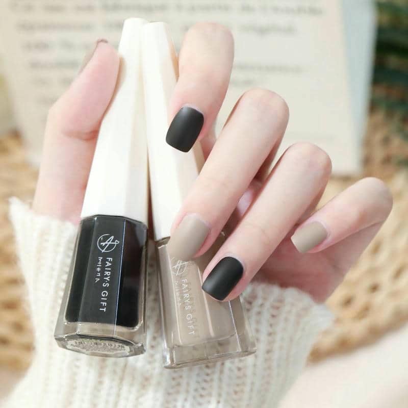 เล็บน้ำเงิน-3