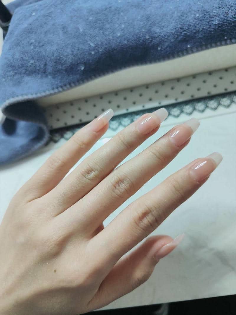 เล็บสีฟ้าทะเล