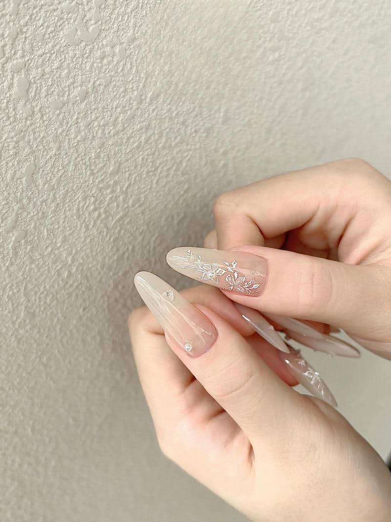 เล็บเจลลายดอกไม้
