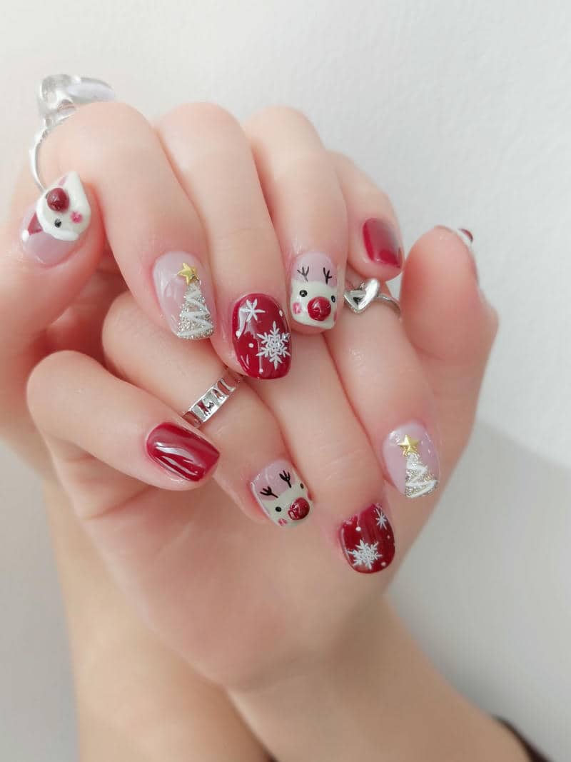 แบบเล็บคริสต์มาส