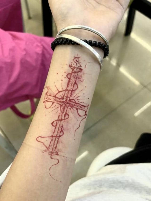 ลายสักไม้กางเขนเท่ๆ-1