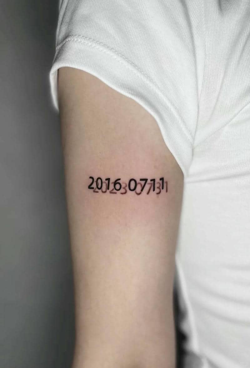 รอยสัก วันเดือนปีเกิด