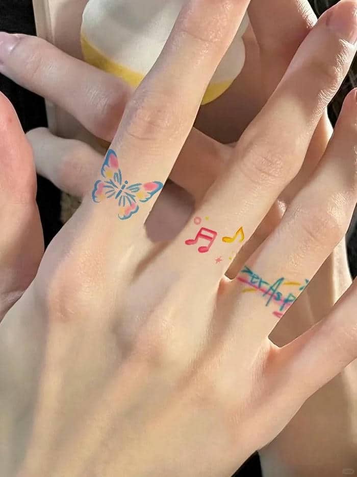รอยสักที่ มือ เล็กๆ-1