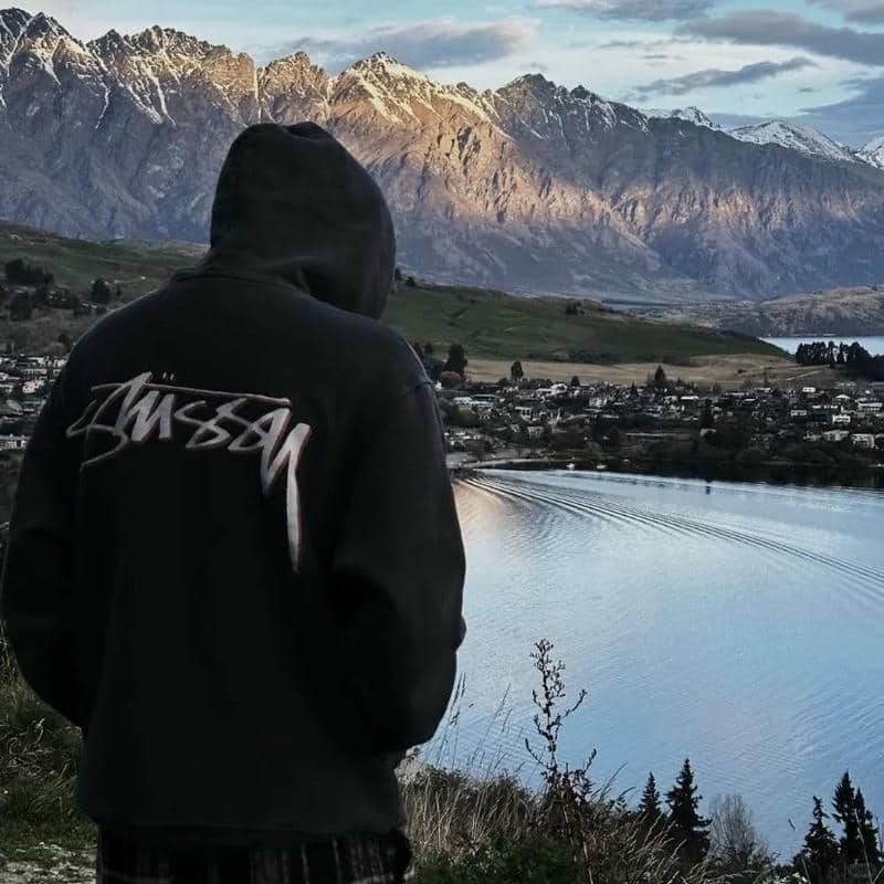 อวาตาร์ชายถ่ายจากด้านหลัง (17)