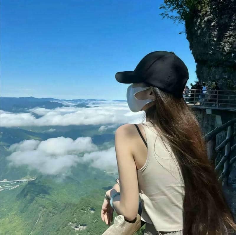 อวาตาร์หญิงที่มีใบหน้าปิดบัง (21)